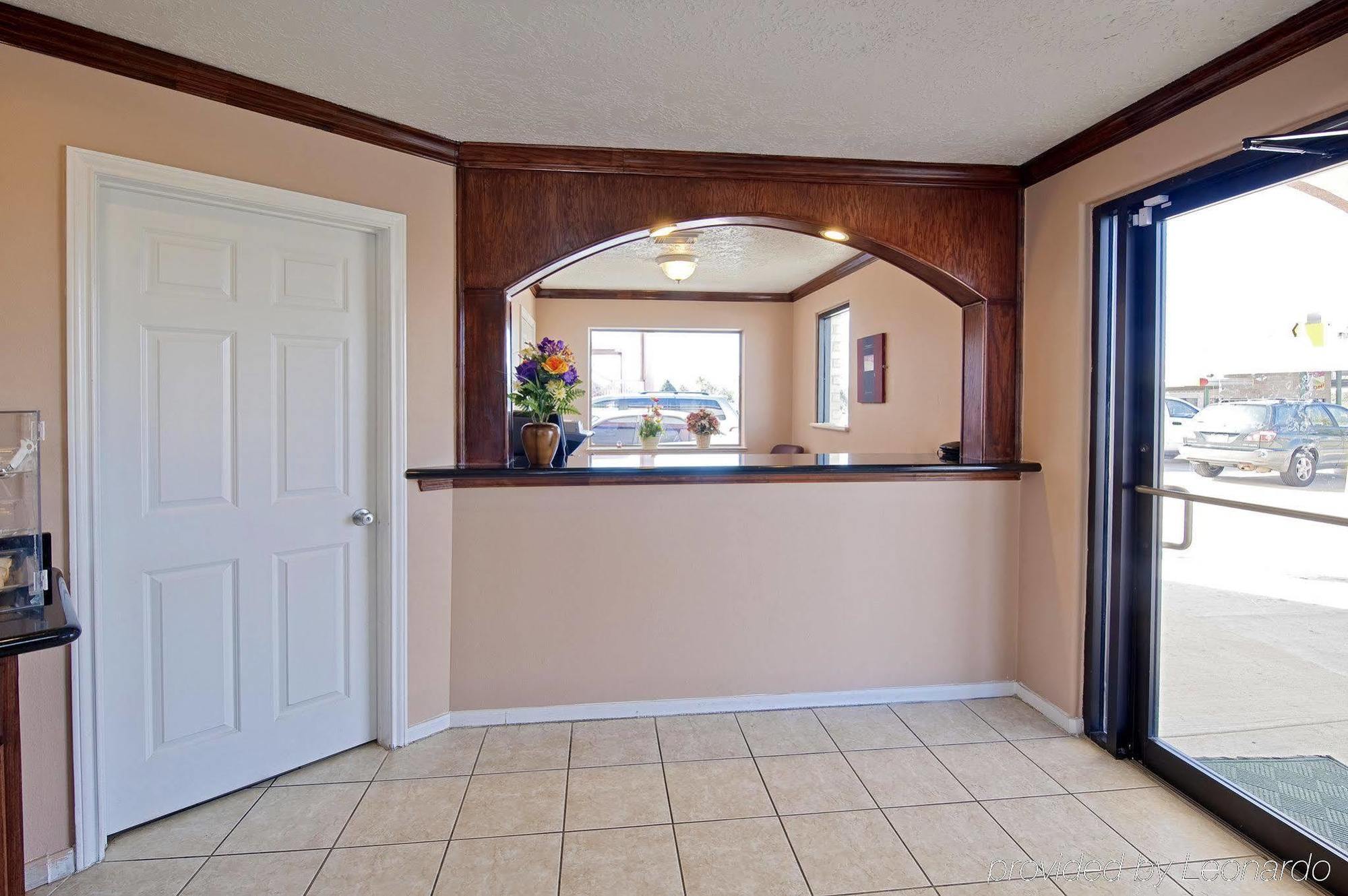 Americas Best Value Inn & Suites Hempstead Εξωτερικό φωτογραφία